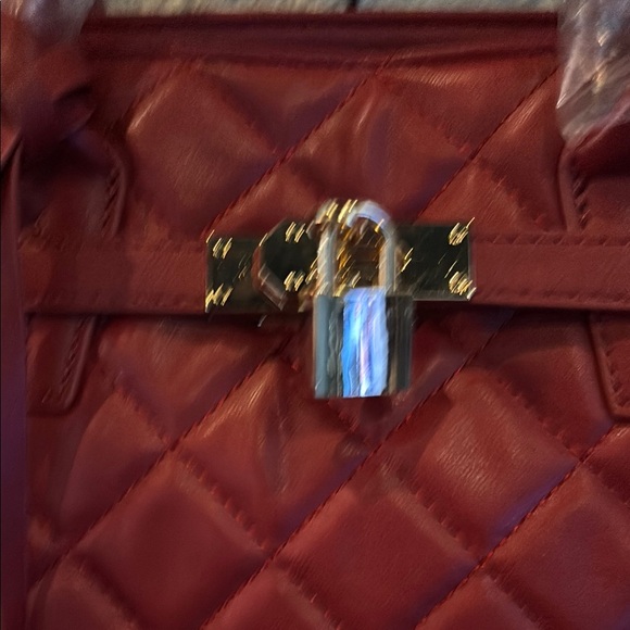 NWT Badgley Mischka Red Quilted Satchel with Gold Hardware - Picture 6 of 9
